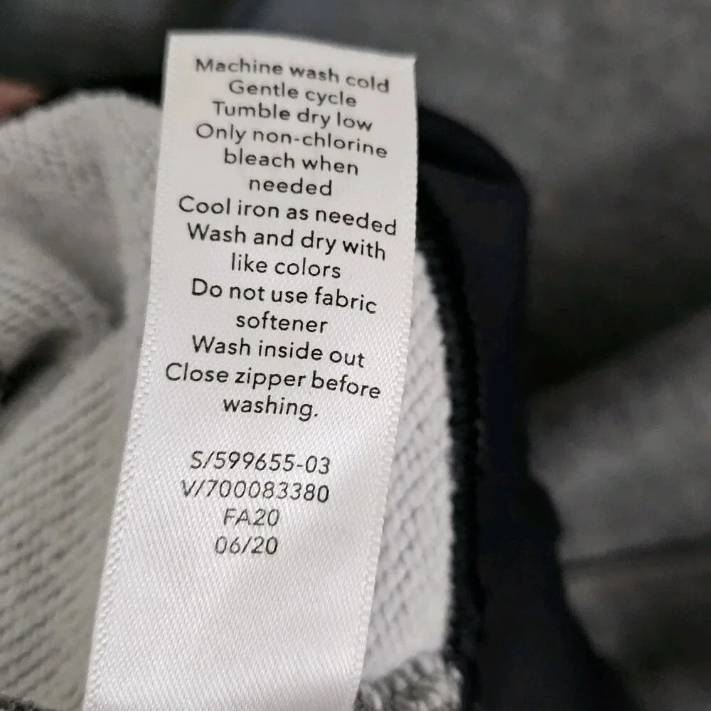 Athleta Sweater Womens Medium Gray Recover Hoodie Pullover Drawstring 599655 - Picture 4 of 10